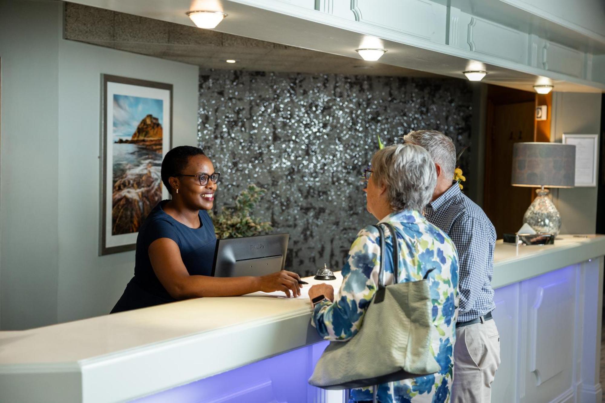 The Monterey Hotel - Sure Hotel Collection By Best Western Saint Saviour Ngoại thất bức ảnh